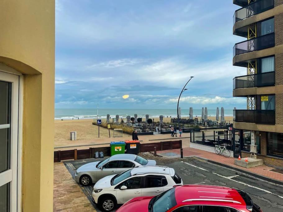 Maison Elyme - A Lovely House Next To The Beach De Panne Exterior photo